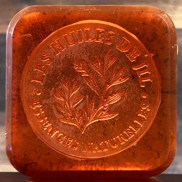 Savon à l’huile essentielle de Bois de Santal