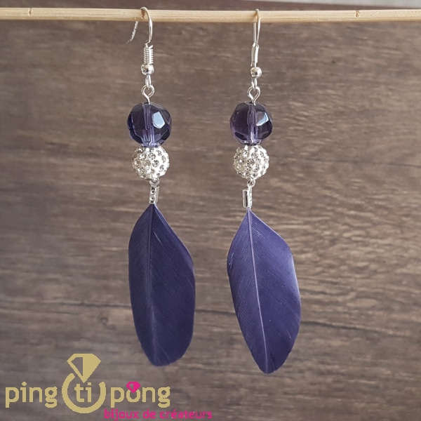 Longues boucles d’oreilles « Plumes » bleu mauve de 50 oneShot