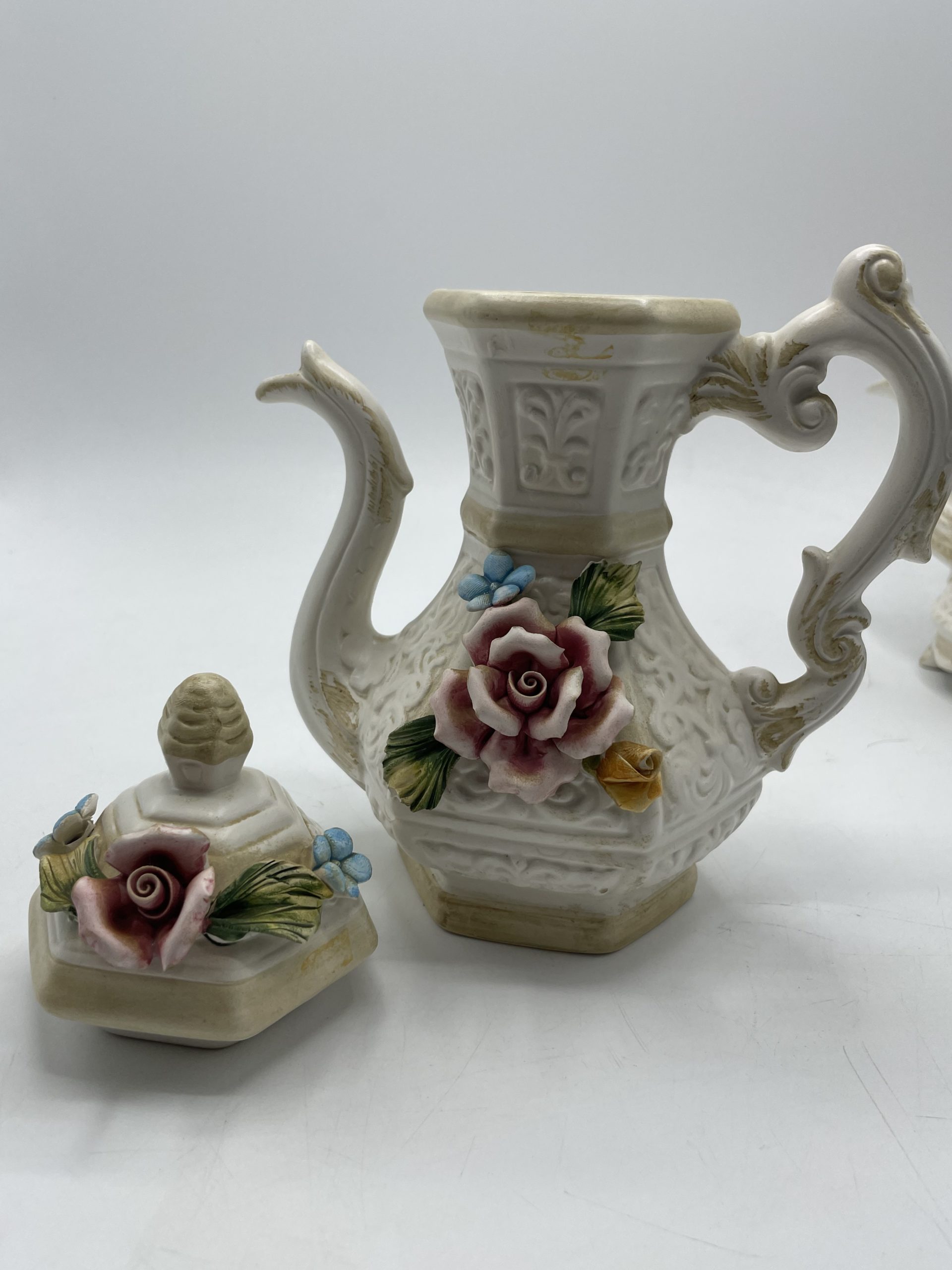 Duo théière et cafetière porcelaine Capodimonte – Image 3