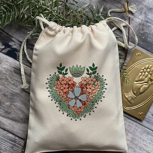 Poche cadeau Coeur ex-voto fleuris, couleur
