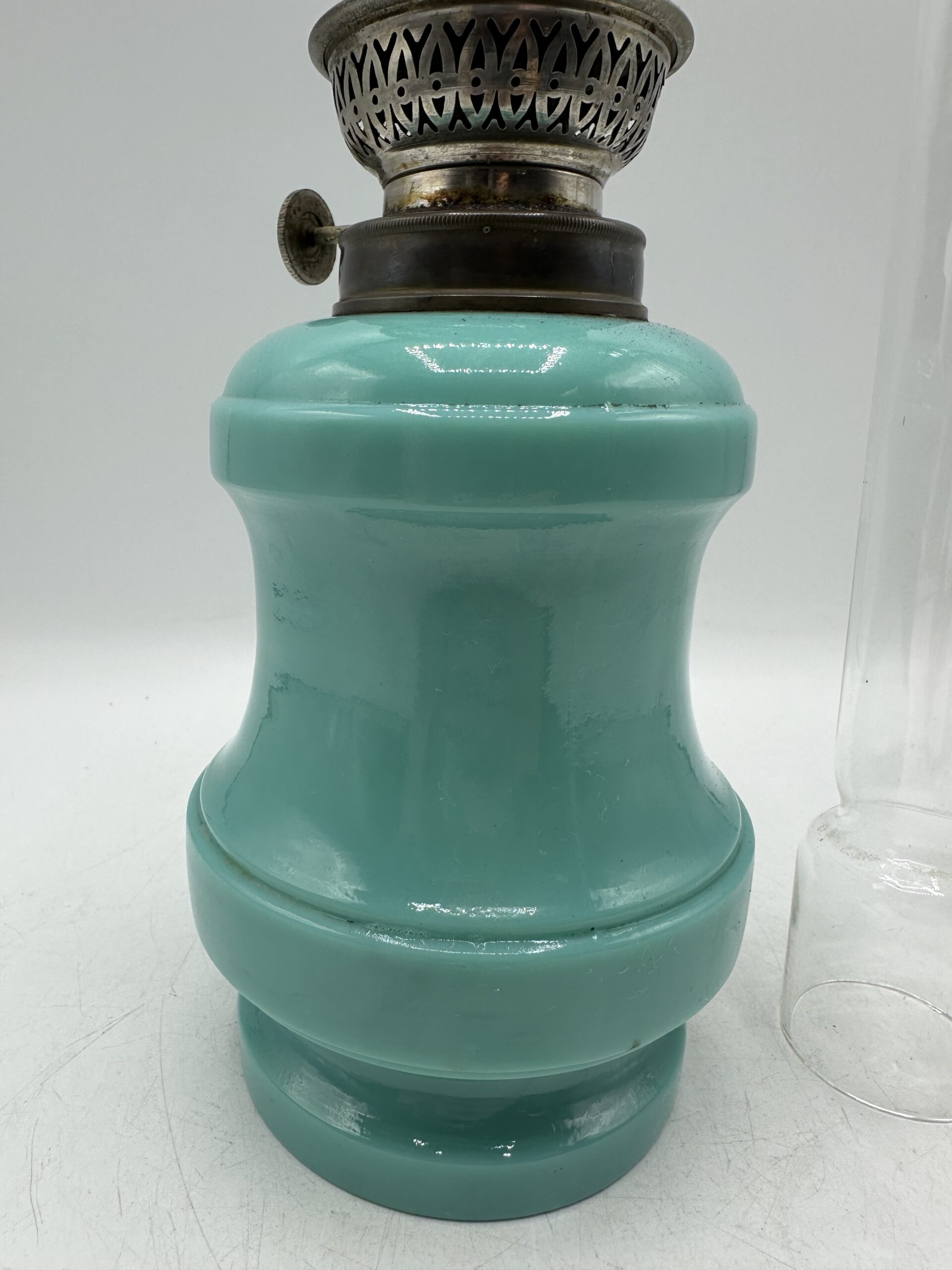 Ancienne lampe à pétrole – Image 3
