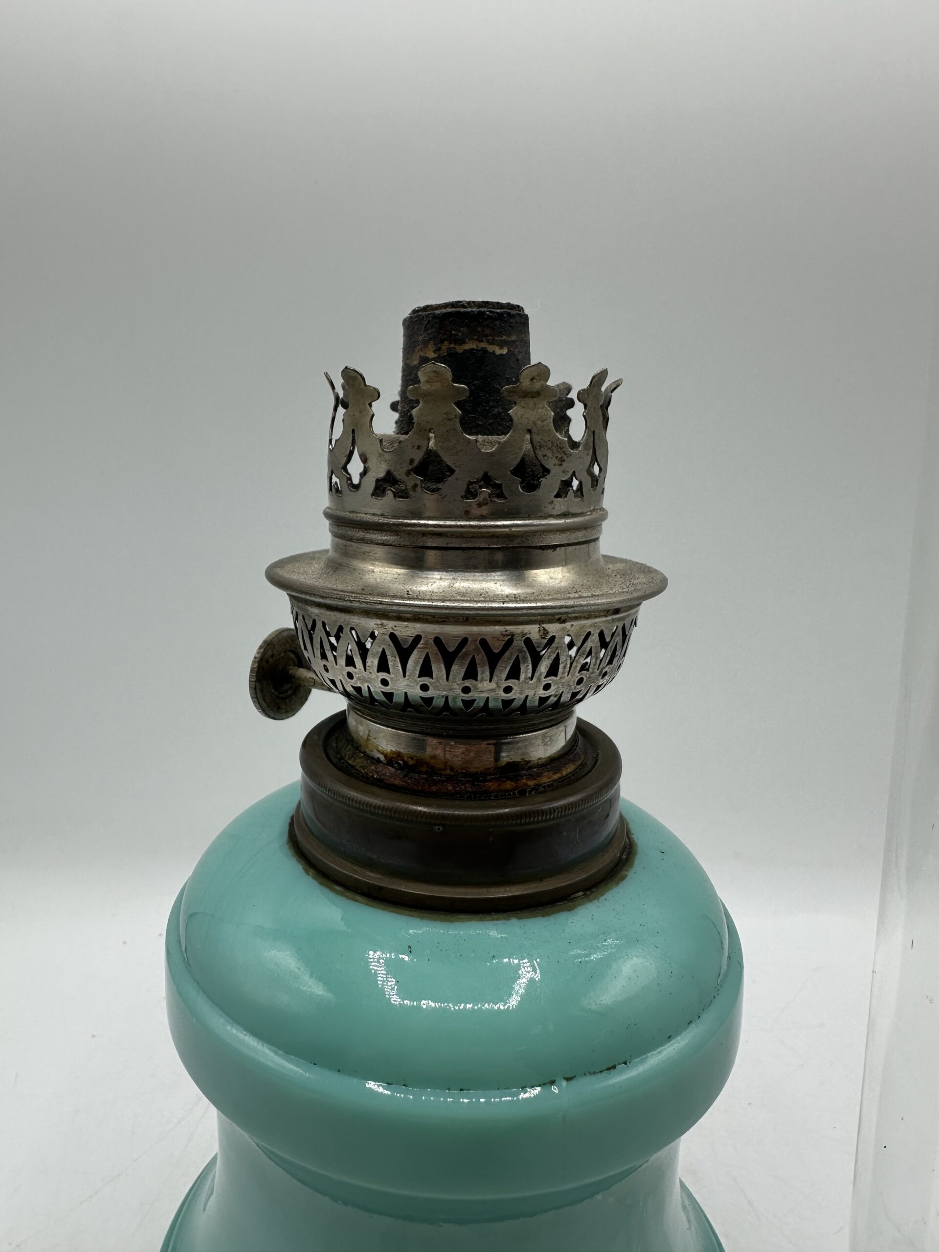 Ancienne lampe à pétrole – Image 4