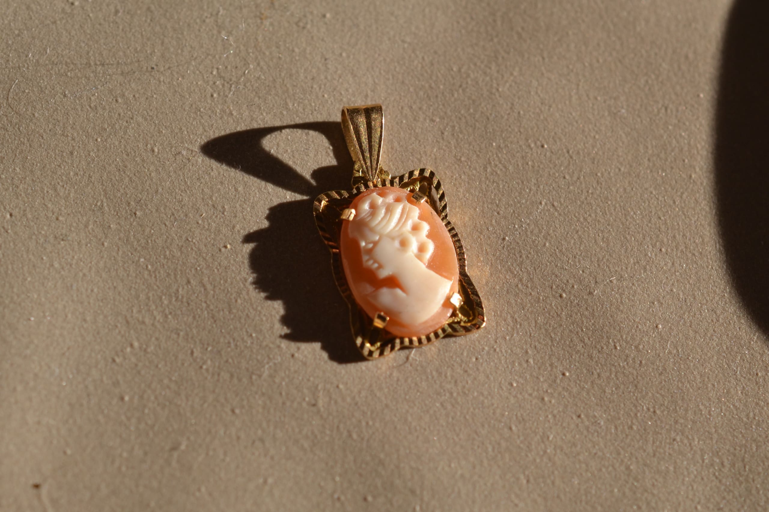 Pendentif Camée monture facettée – Image 2