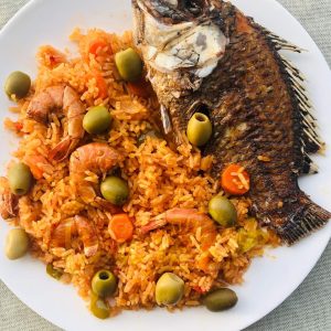 Plat de riz au poisson
