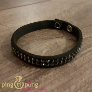 Bracelet 1 tour Spark en alcantara® noir et 2 rangs de cristaux de luxe noirs