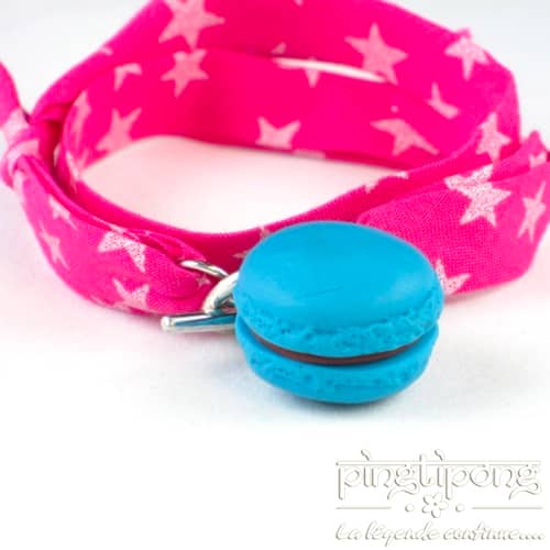 Bracelet macaron bleu fourré chocolat – Miss Bonbon – Image 3