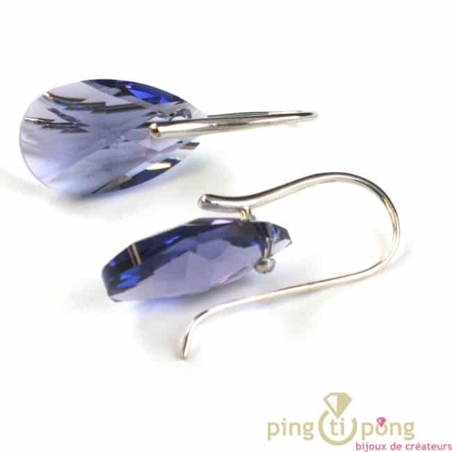 Bijoux en Swarovski : Boucles d’oreilles SPARK en forme de goutte en Swarovski et argent couleur violet Tanzanite – Image 3