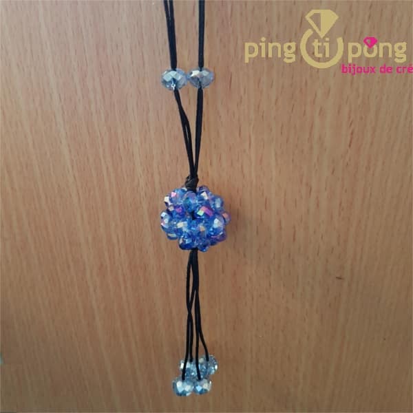 Sautoir léger de perles bleues – Image 3