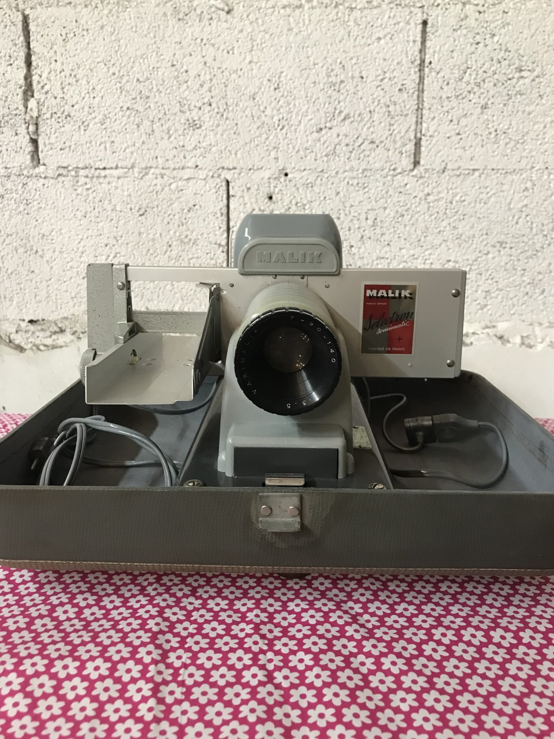 Projecteur de diapositives Malik